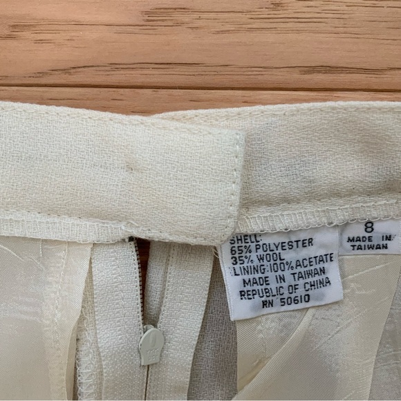 Vintage Academia Wool Blend Pencil Skirt in Cream - Picture 6 of 7